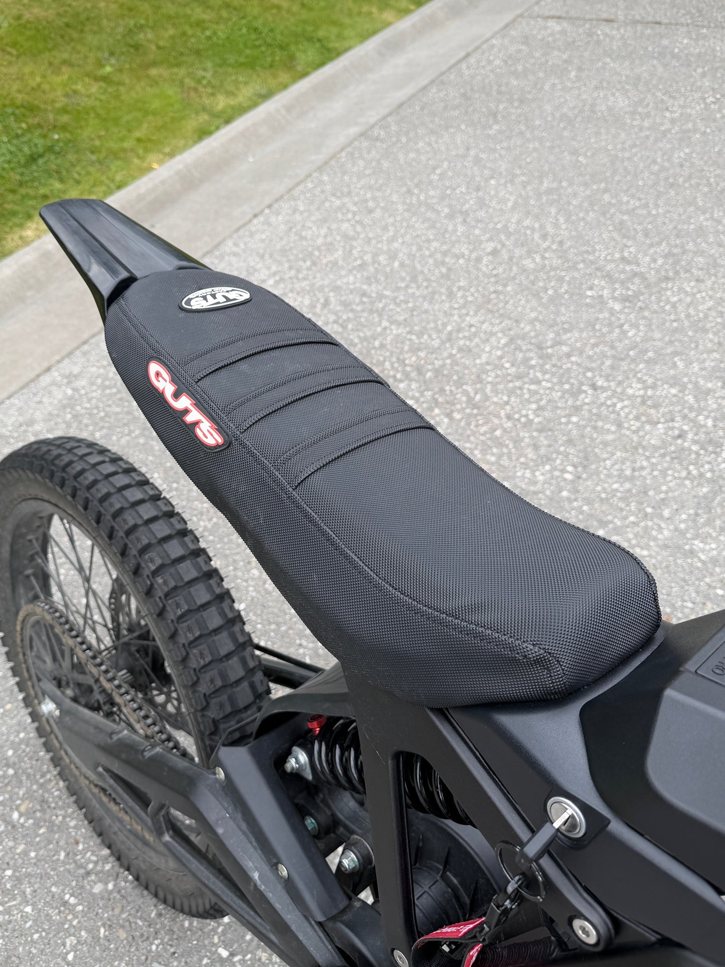 Guts Seat Cover For Surron LBX / E-Ride Pro / Rerode R1