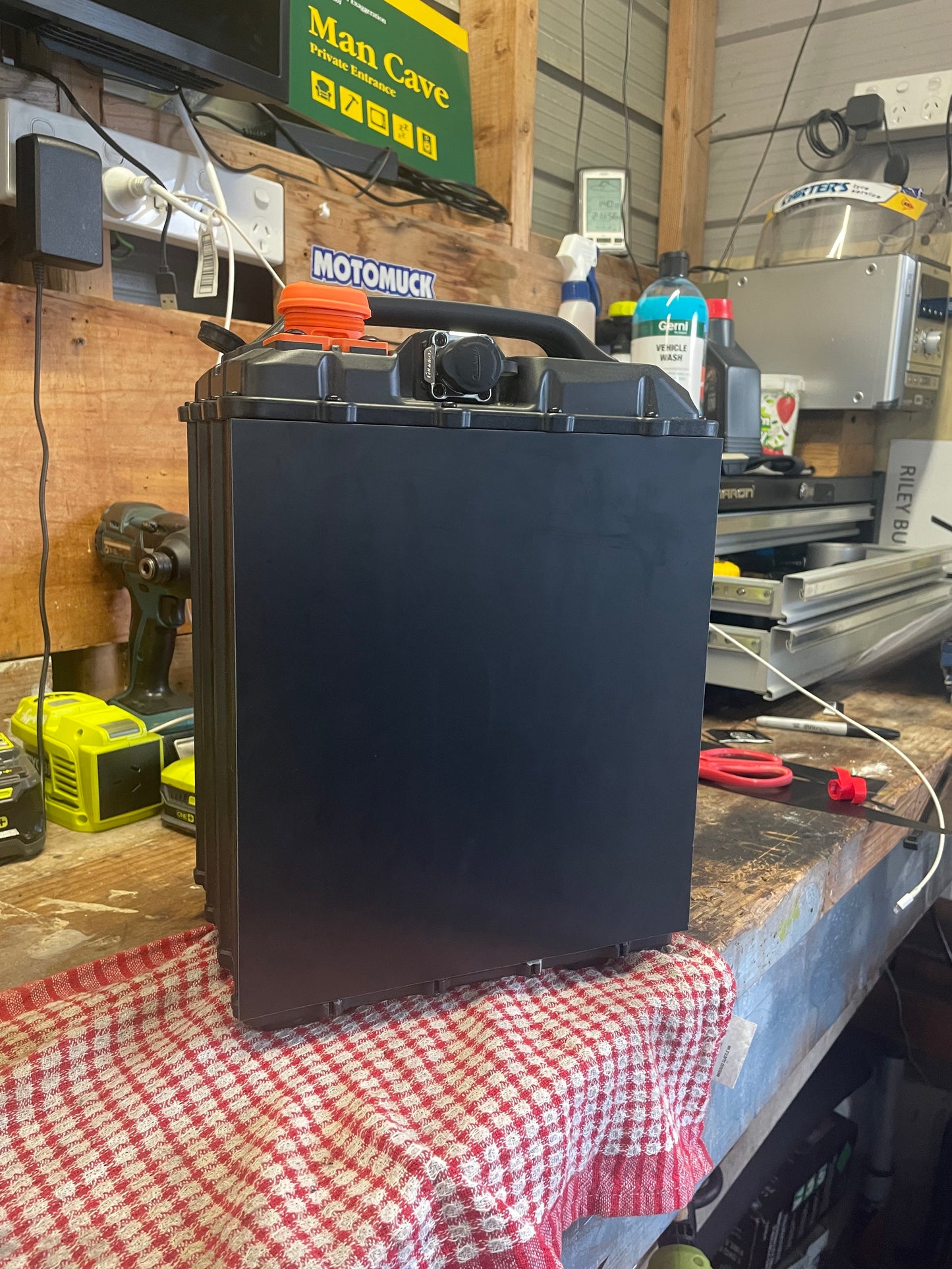 E-Moto Battery Shield