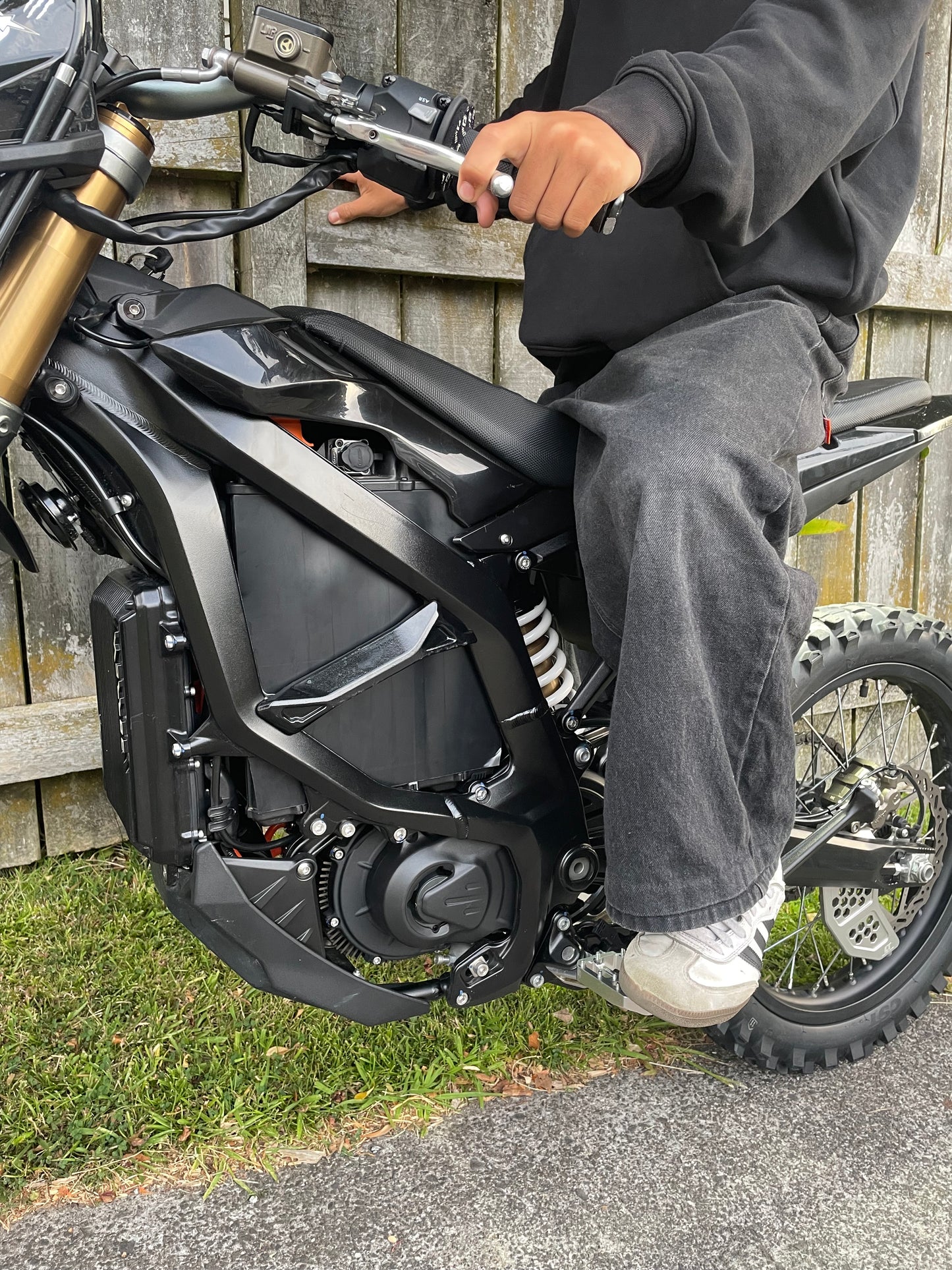 E-Moto Battery Shield