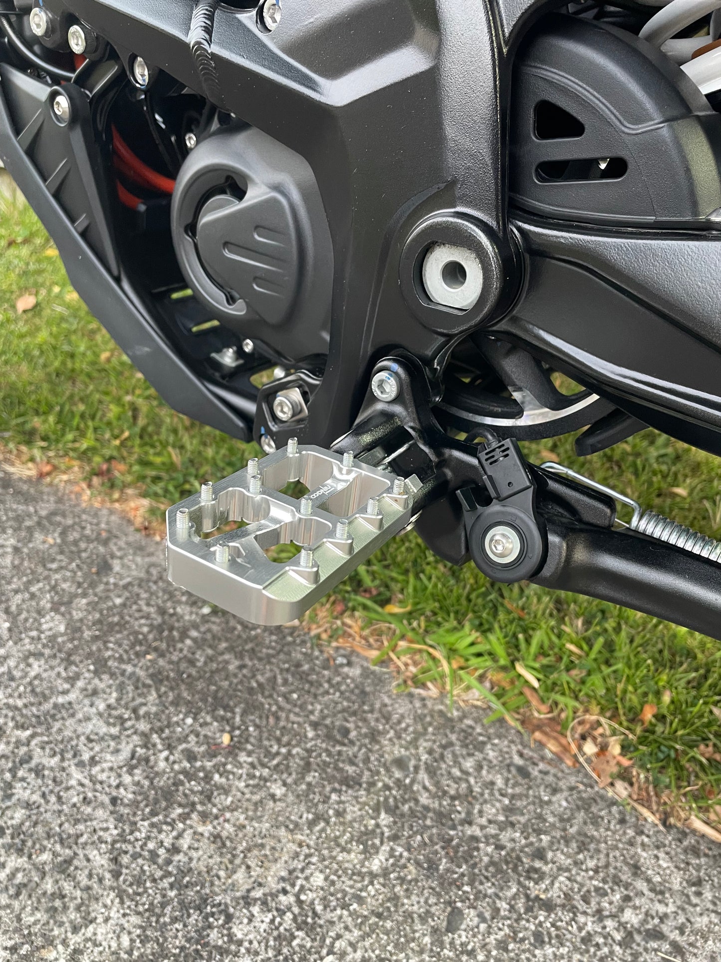Upgraded Footpegs For Surron Ultra Bee