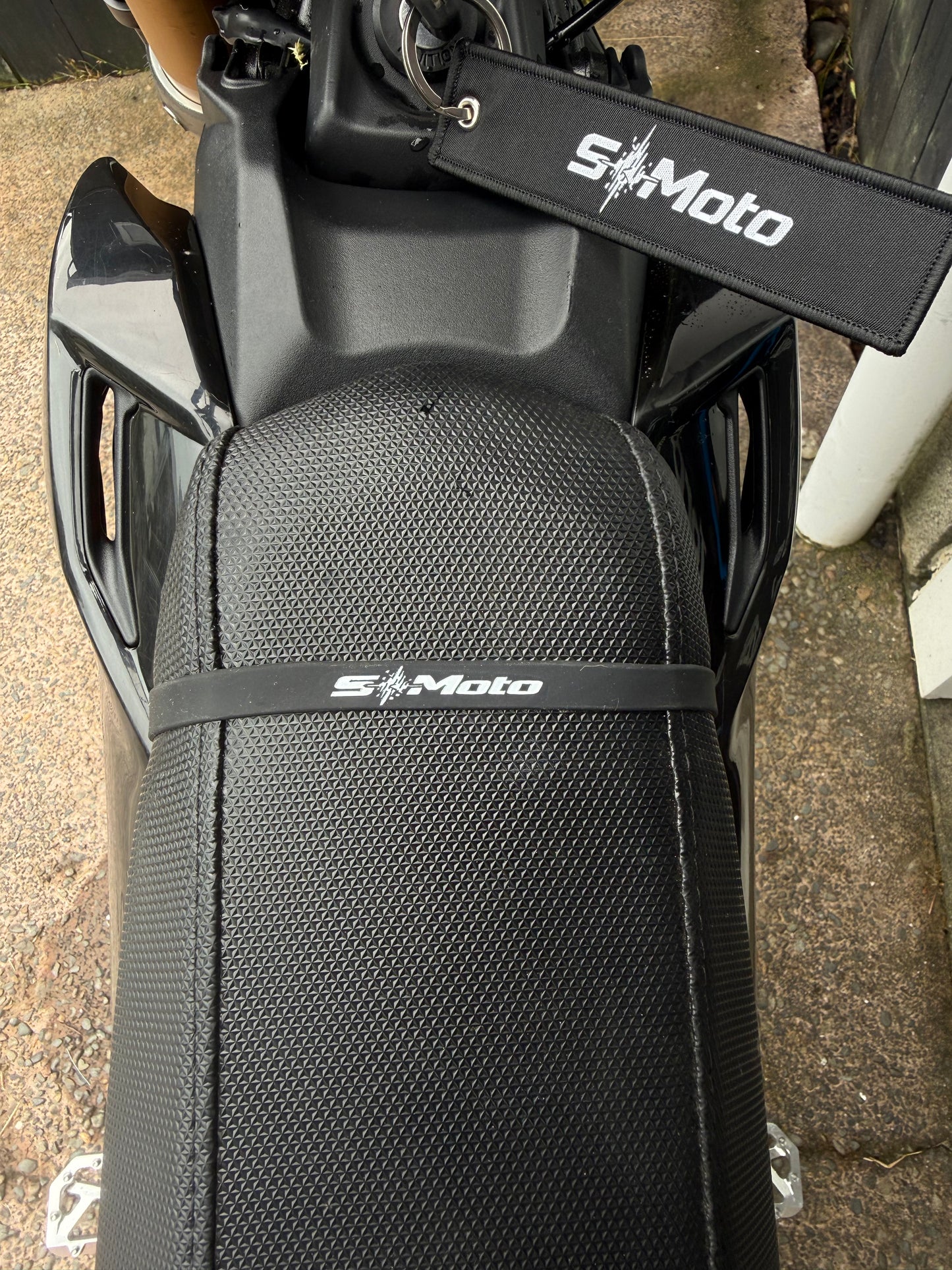 StaticMoto Phone Holder